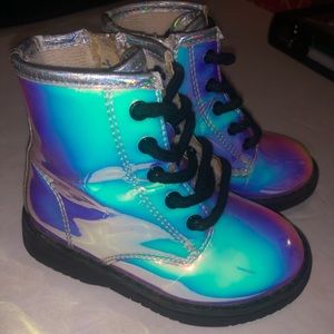 Children’s place Holographic baby girl boots